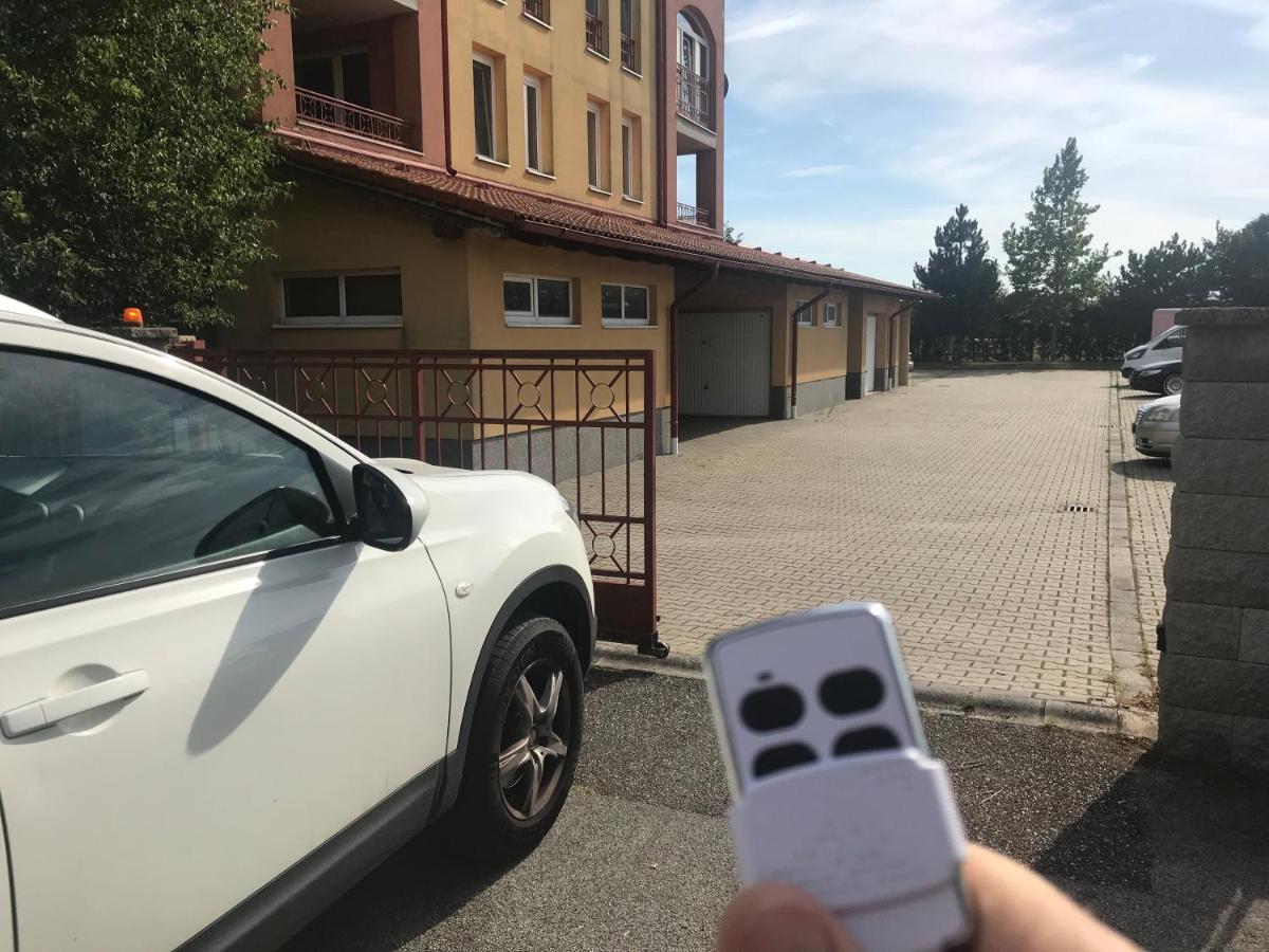Réka Apartman Bük Esterno foto