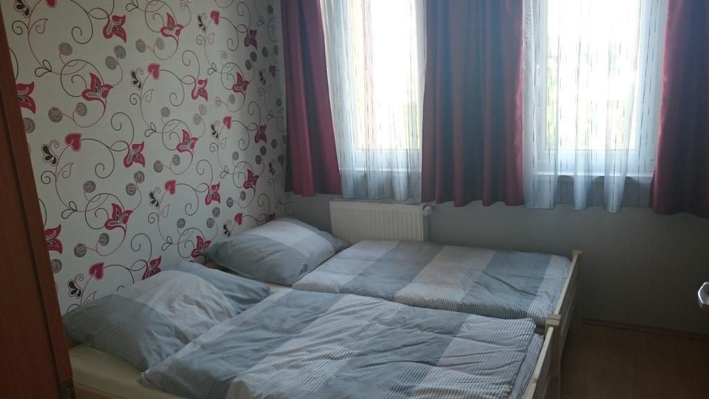 Réka Apartman Bük Camera foto